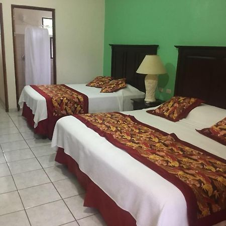 Hotel Alkamar Тамбор Экстерьер фото